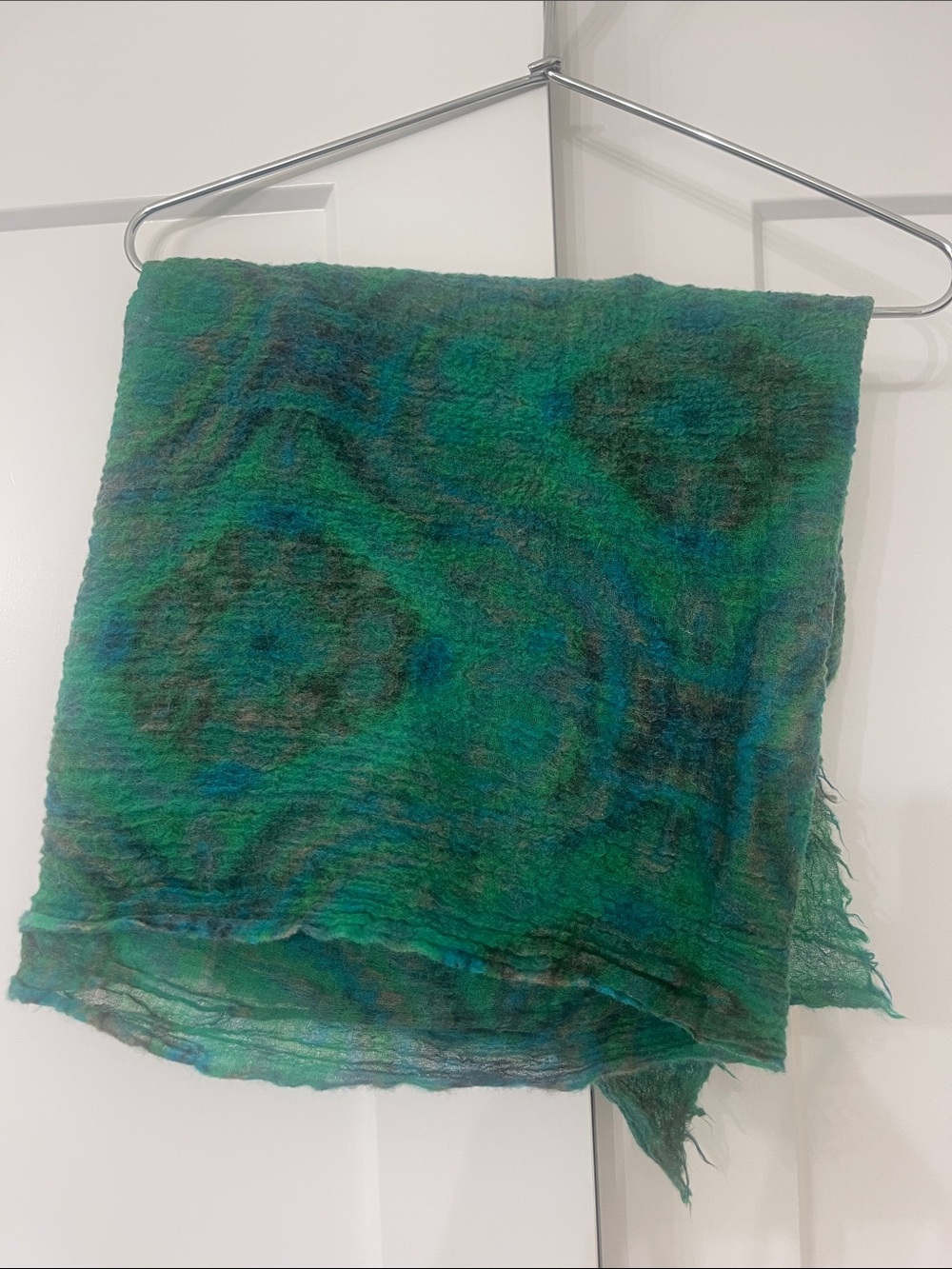 Green & Teal Patterned Lightweight Sarong